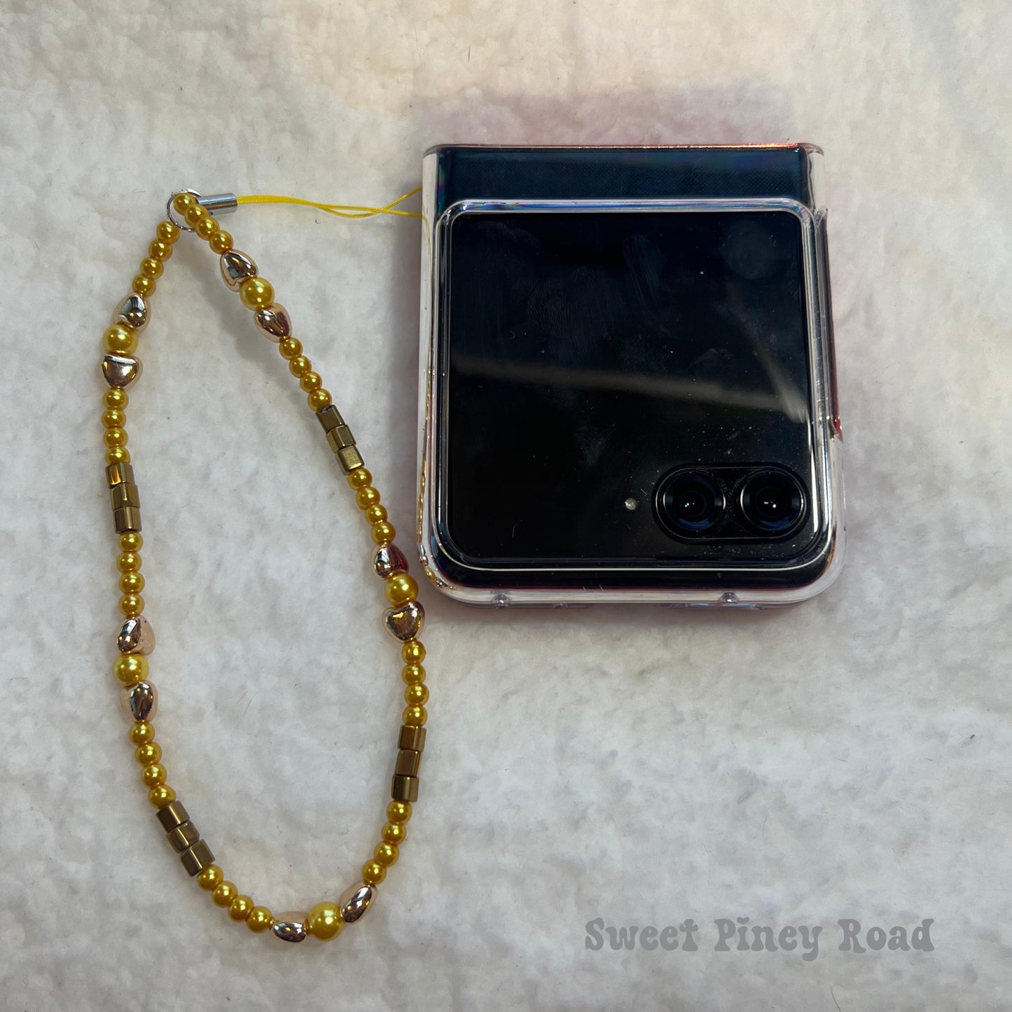 Gold Heart Beaded Phone Charm Strap, Chain Cellphone Strap Lanyard, Cute Kawaii Wristlet Accessory, Girly Accessory, Gift For Her Y2k Bling