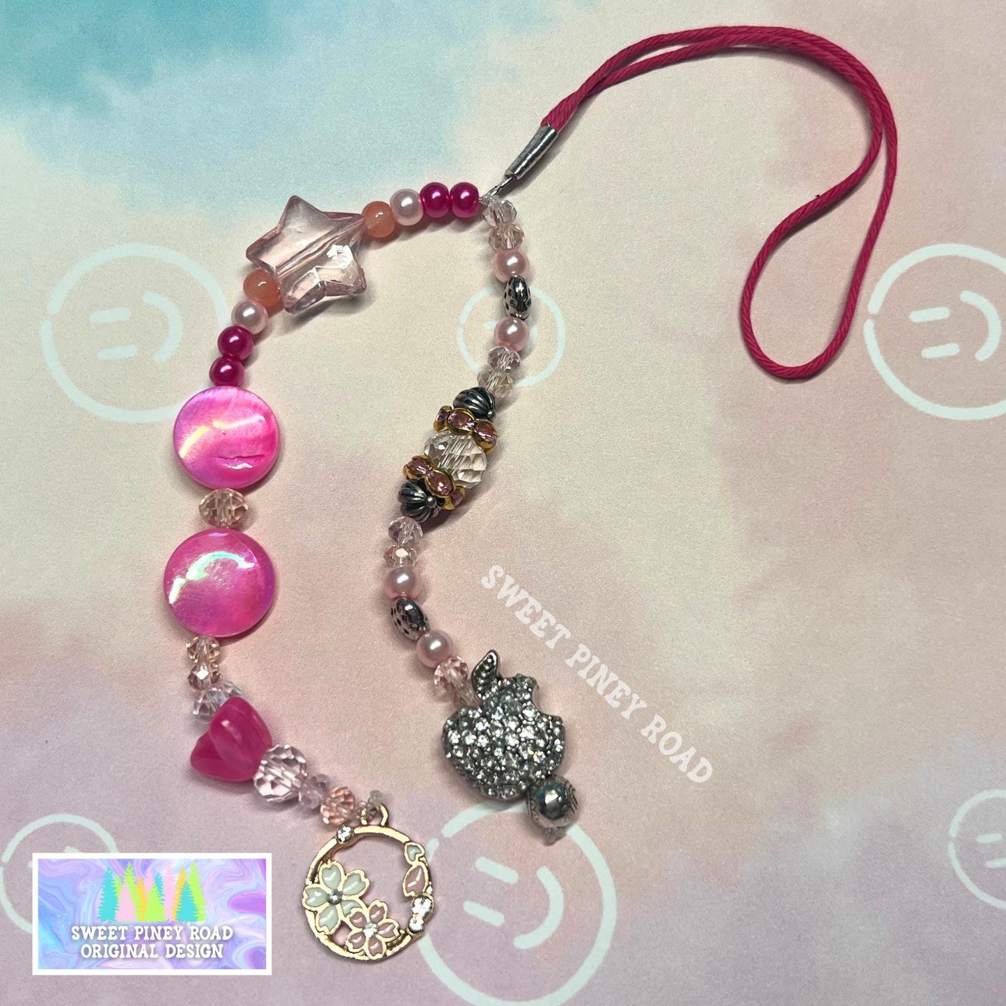 Pink Star Phone Charm Strap, Universal Wrist Fit, Adorable Beaded Charms, Hands-Free Wristlet Grip, Cute Y2K Vibes , Custom Gift For Her