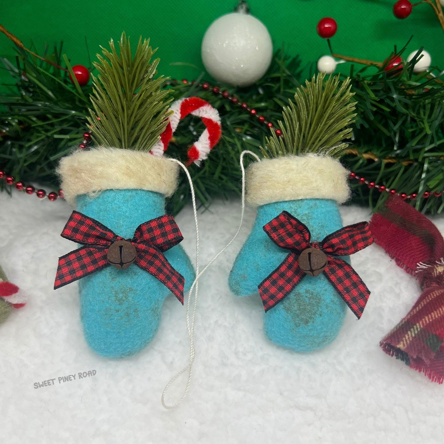 Rustic Primitive Snowman Ornament Set, Vintage Christmas Decor, Handmade Winter Mittens Tree Ornaments, Farmhouse Style Christmas Decoration