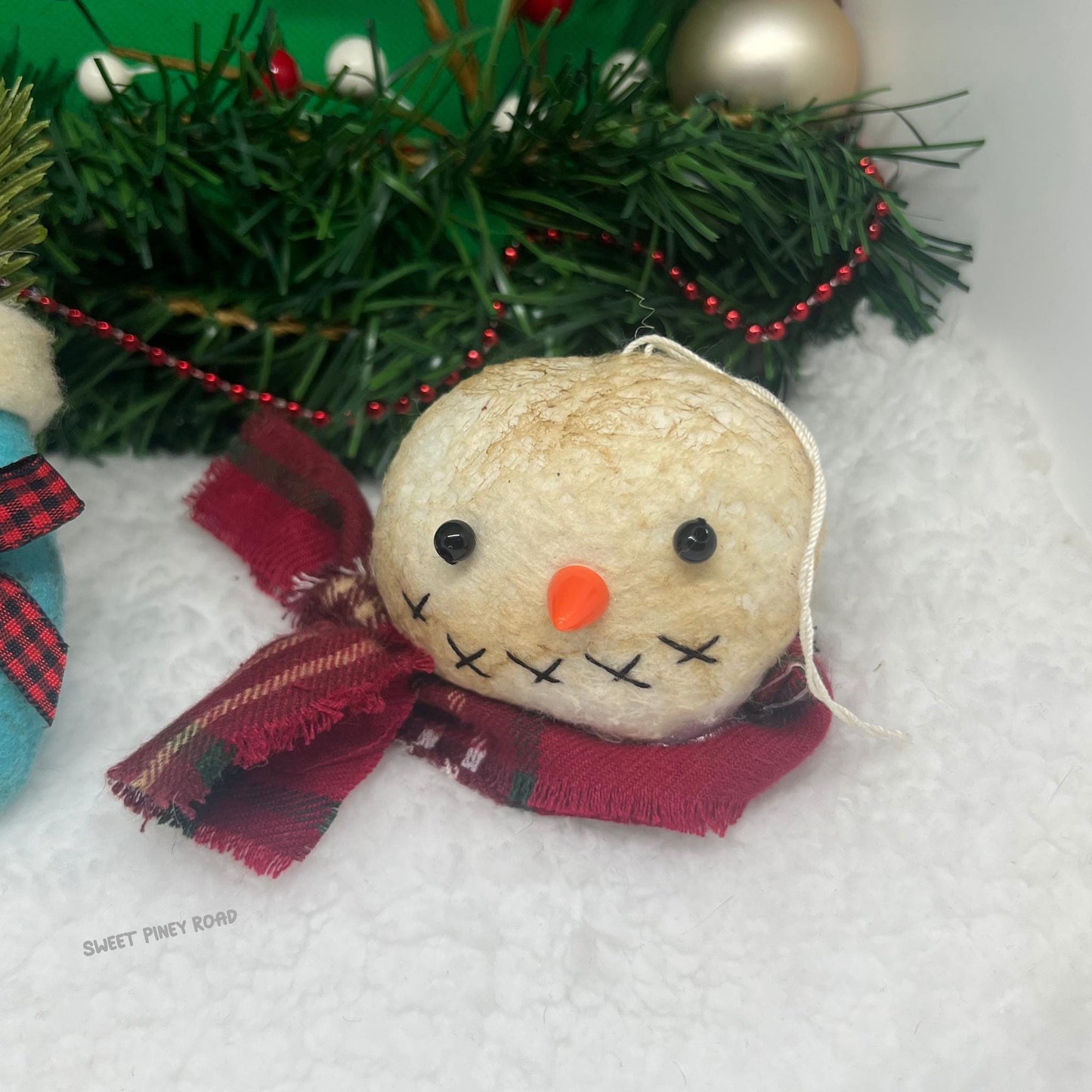 Rustic Primitive Snowman Ornament Set, Vintage Christmas Decor, Handmade Winter Mittens Tree Ornaments, Farmhouse Style Christmas Decoration