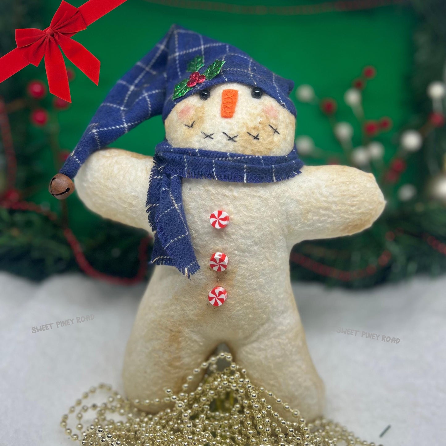 Rustic Primitive Snowman Decoration, Handmade Standing Winter Snowman, Vintage Christmas Table Decor, Farmhouse Holiday Shelf Display