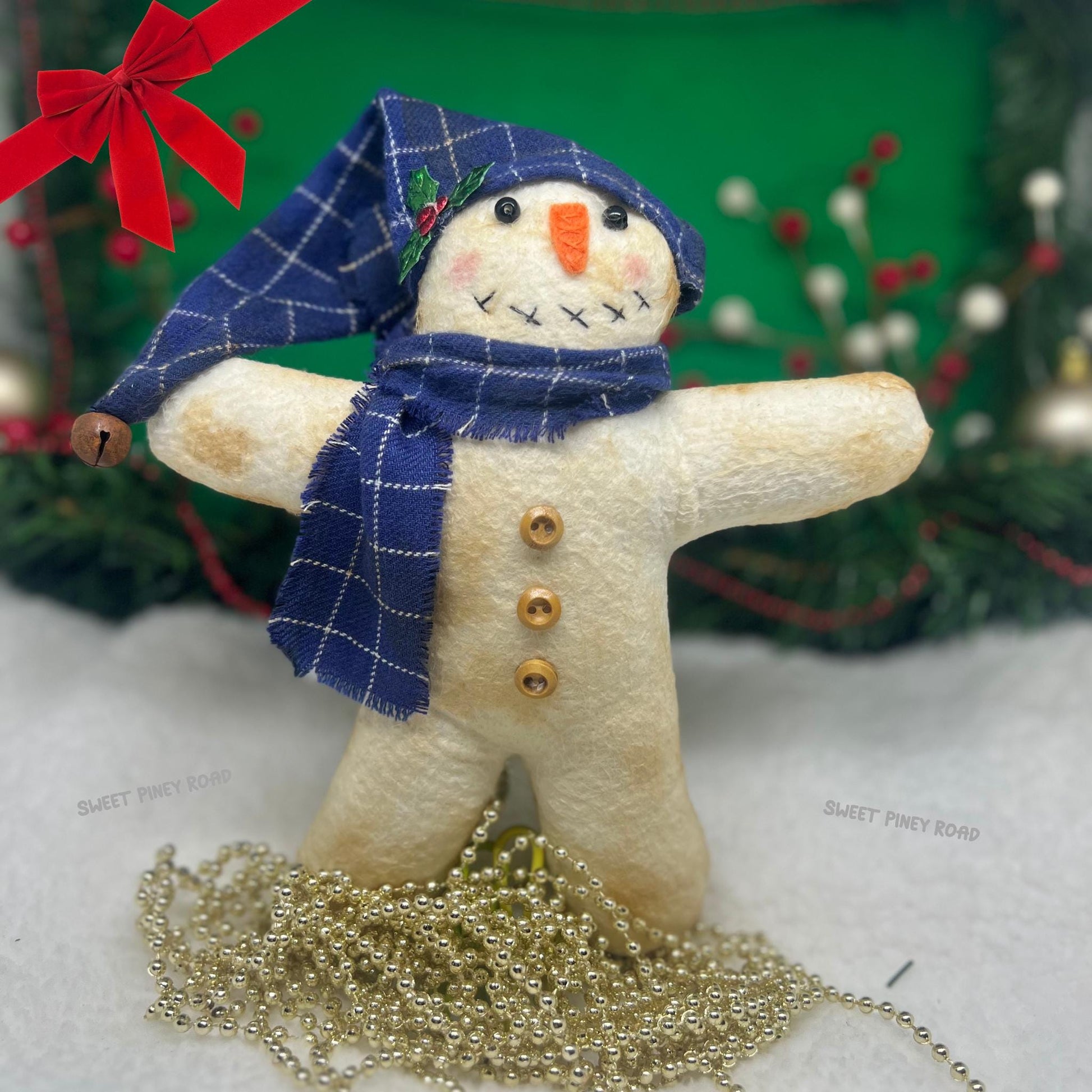 Rustic Primitive Snowman Decoration, Handmade Standing Winter Snowman, Vintage Christmas Table Decor, Farmhouse Holiday Shelf Display