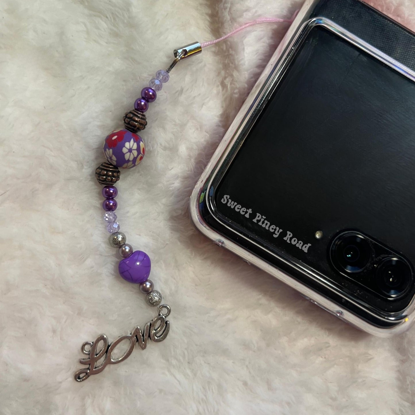 Love Retro Flower Beaded Phone Charm, Cellphone Accessory, Cute Girly Aesthetic, Accessories, Gift For Her Mom Friend, Personalized Lavender