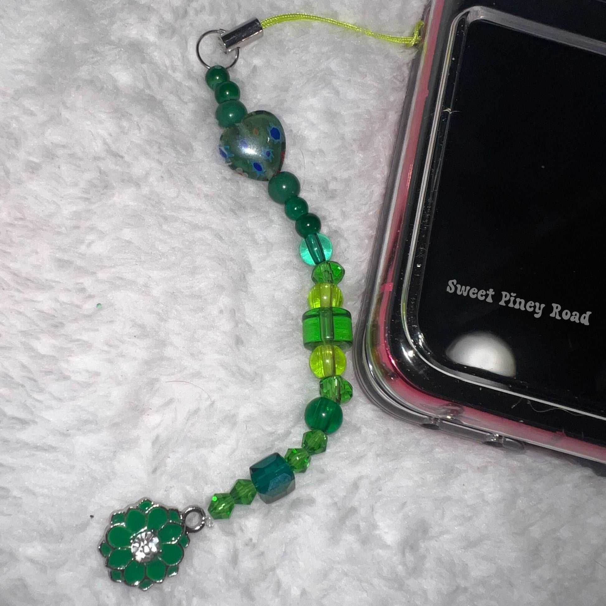 Green Heart Flower Beaded Phone Charm, Cellphone Accessory, Cute Girly Aesthetic, Accessories, Gift For Her Mom Friend, Personalized