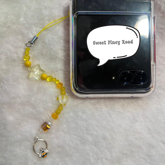 Yellow Bumble Bee Beaded Phone Charm, Cellphone Accessory, Cute Girly Aesthetic, Accessories, Gift For Her Mom Friend, 2000s Star Y2k Vibes