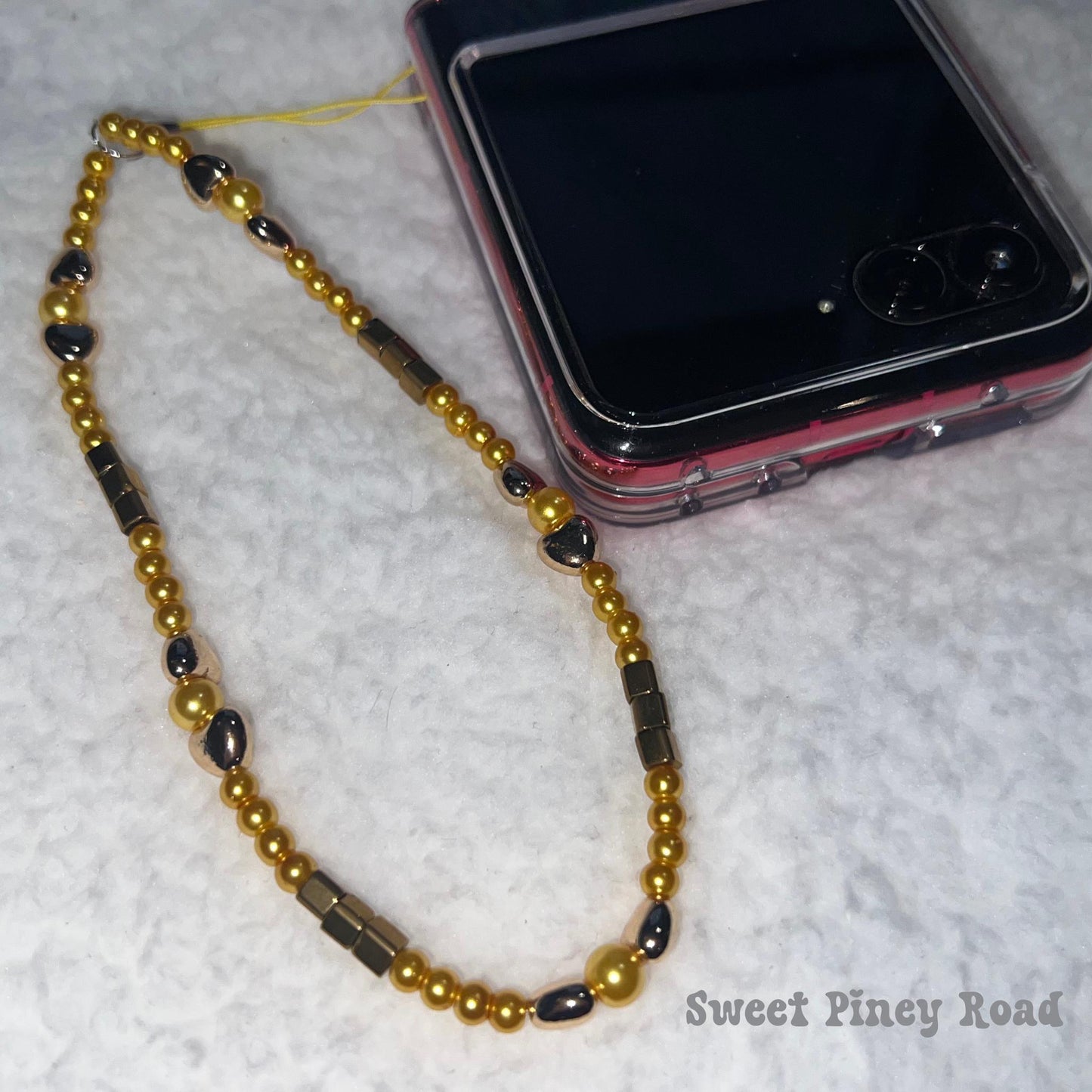 Gold Heart Beaded Phone Charm Strap, Chain Cellphone Strap Lanyard, Cute Kawaii Wristlet Accessory, Girly Accessory, Gift For Her Y2k Bling