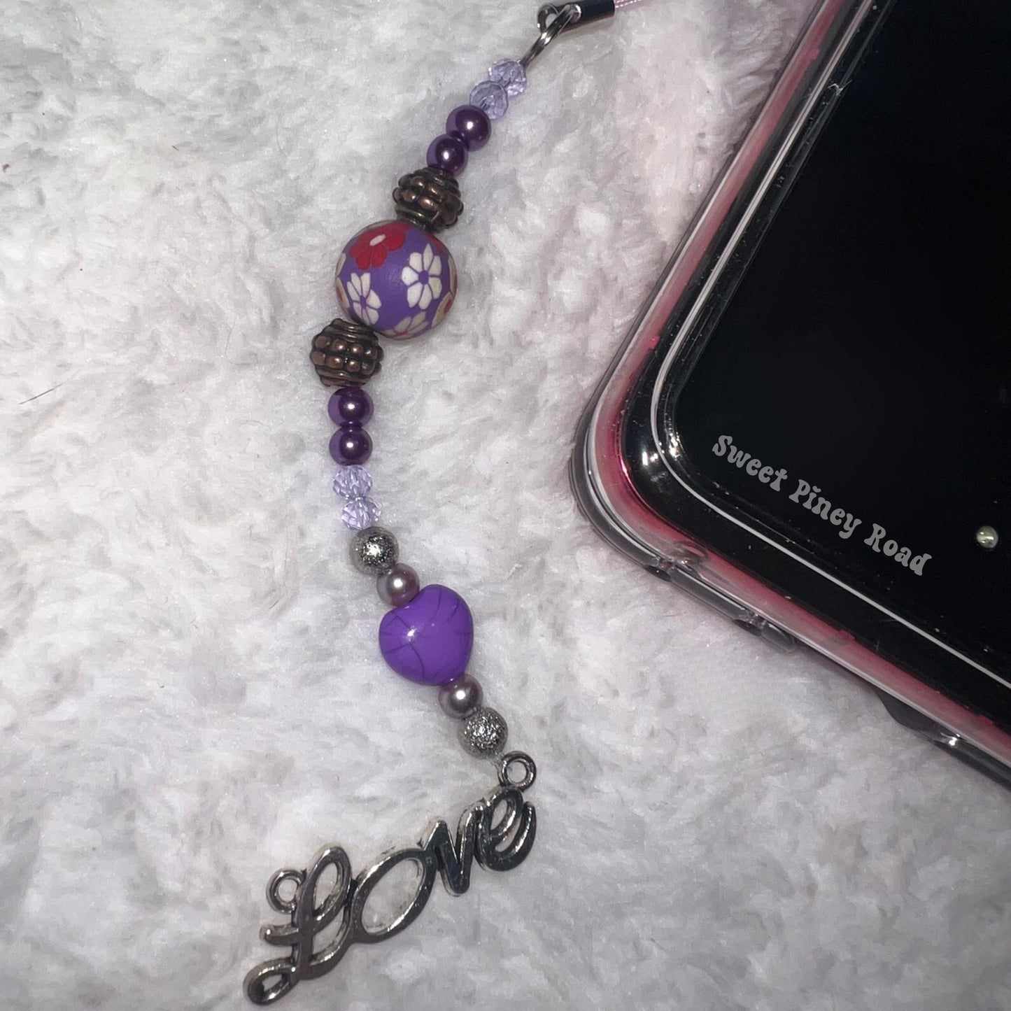 Love Retro Flower Beaded Phone Charm, Cellphone Accessory, Cute Girly Aesthetic, Accessories, Gift For Her Mom Friend, Personalized Lavender
