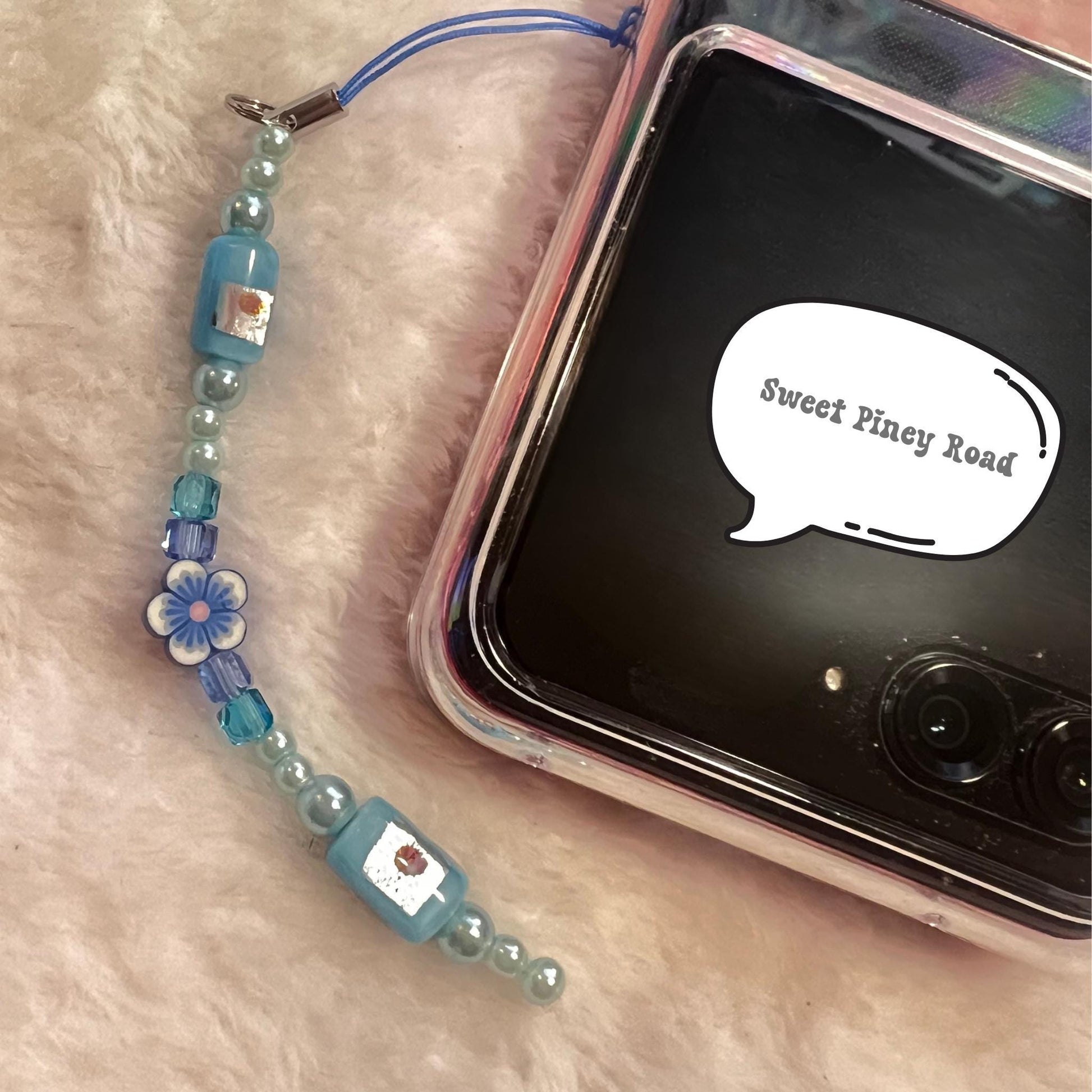 Blue Flower Hawaiian Vibes Beaded Phone Charm, Cellphone Accessory, Cute Girly Aesthetic, Accessories, Gift For Her Mom Friend, 2000s Y2k