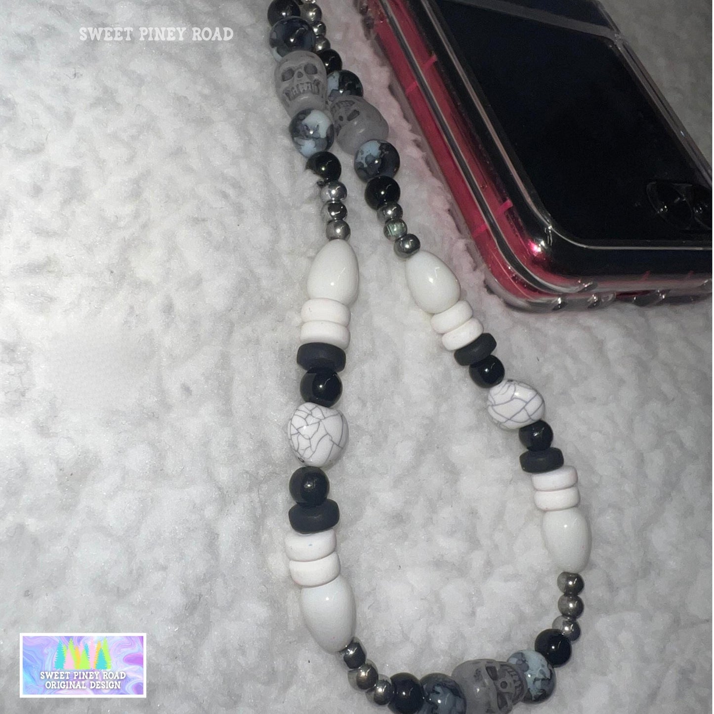 Black White Skull Beaded Phone Charm Strap, Universal Fit, Phone Carrying Wrist Strap, Hands-Free Wrist Grip, Goth Girly Vibes Straps Gift