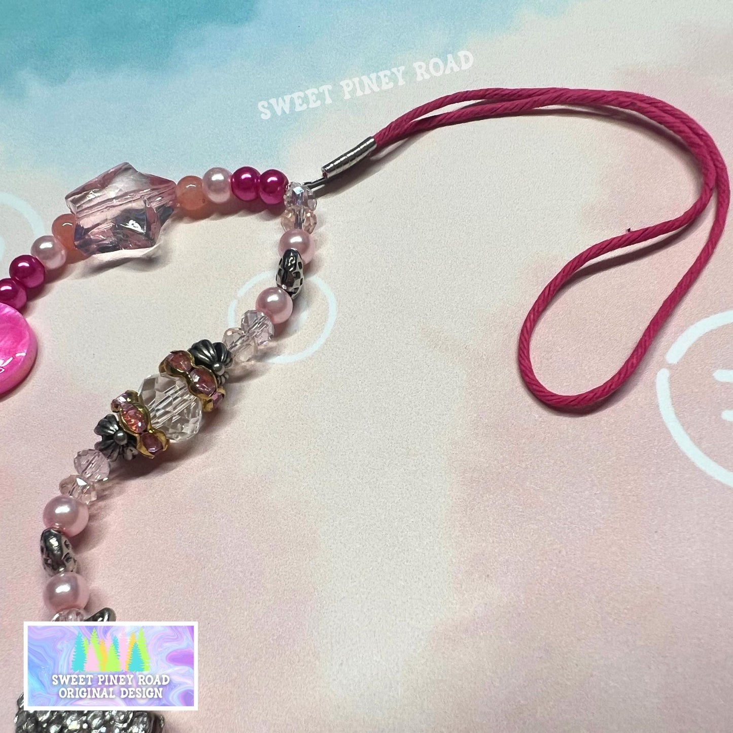 Pink Star Phone Charm Strap, Universal Wrist Fit, Adorable Beaded Charms, Hands-Free Wristlet Grip, Cute Y2K Vibes , Custom Gift For Her