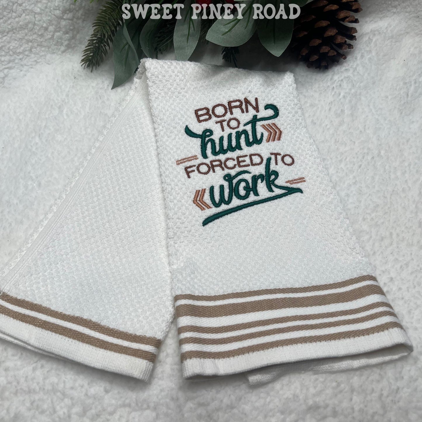 Born To Hunt Embroidered Towel, Personalized Hunters Bath Towel, Birthday Gift, Housewarming Outdoorsmen Custom Wash Cloth, Mens Bath Decor