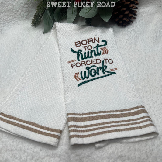 Born To Hunt Embroidered Towel, Personalized Hunters Bath Towel, Birthday Gift, Housewarming Outdoorsmen Custom Wash Cloth, Mens Bath Decor